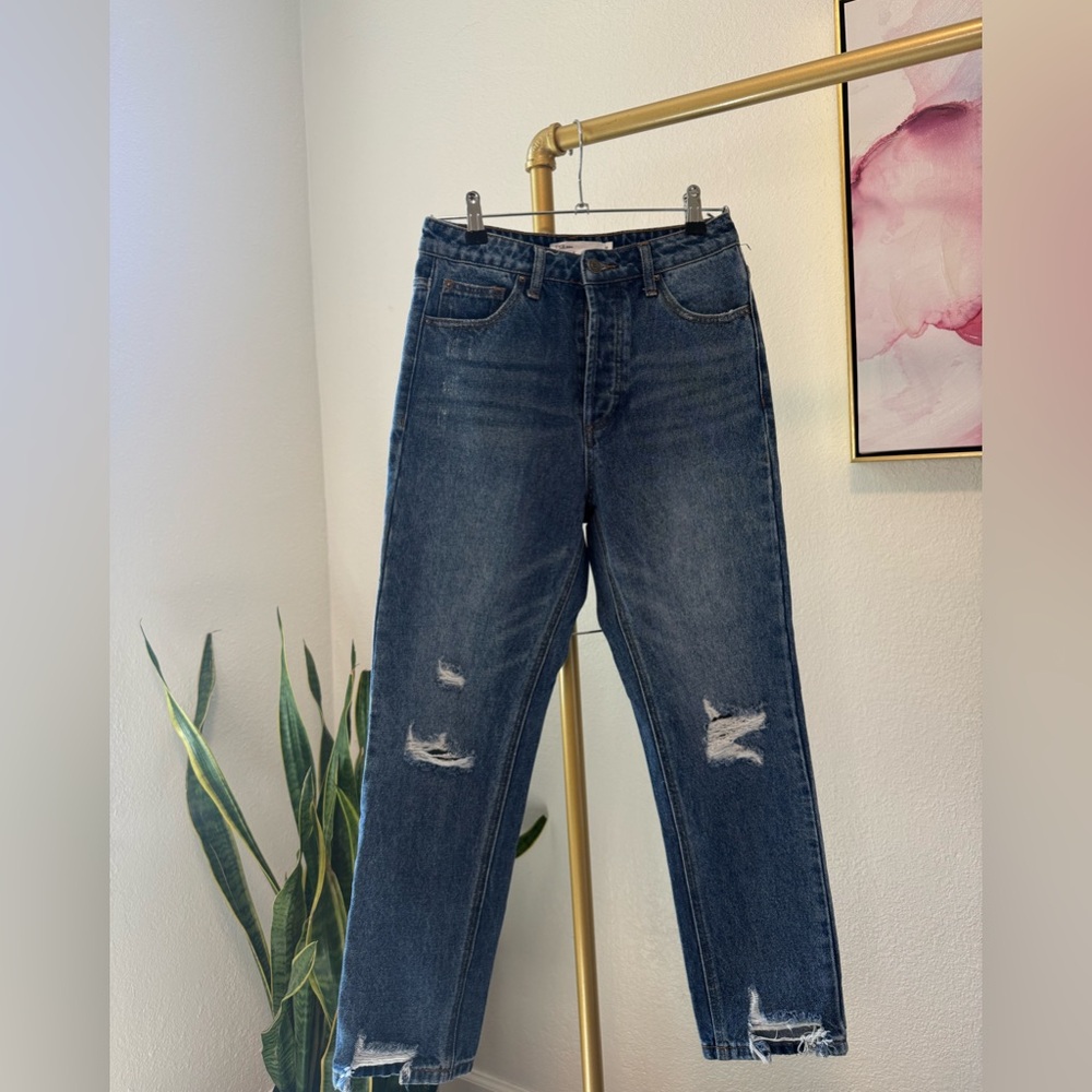 Stylish Distressed Blue Women's Jeans